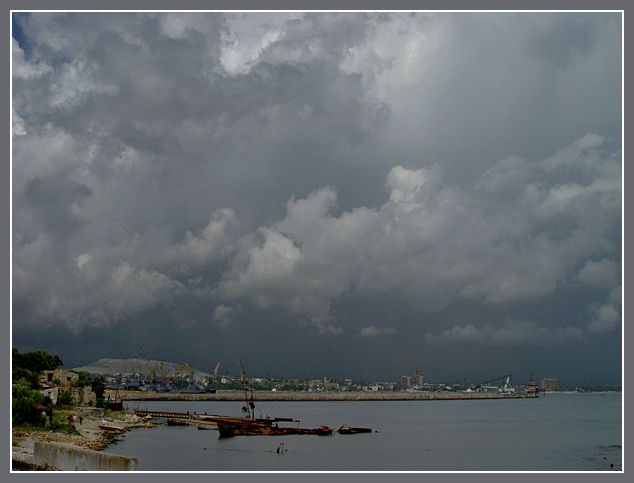 photo "Feodosya. Before Rain." tags: landscape, travel, Europe, water