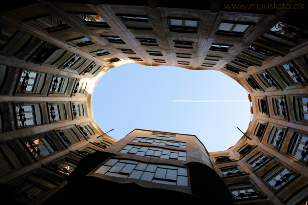 photo "From a Spanish backyard" tags: architecture, travel, landscape, Europe