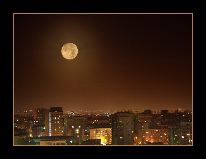 photo "Sofia" tags: landscape, night