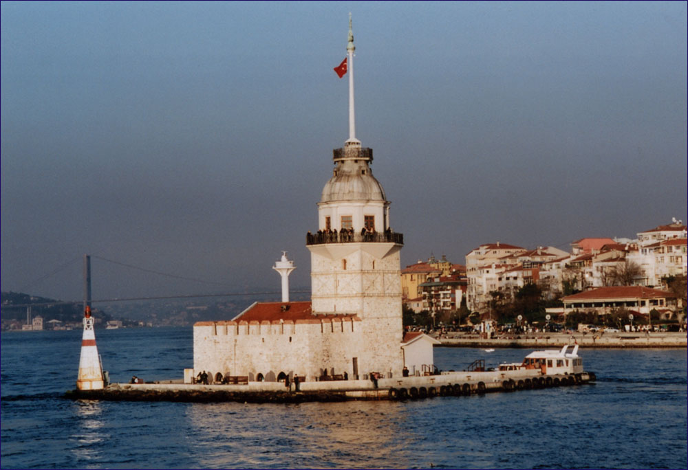 photo "Maiden tower" tags: travel, architecture, landscape, Asia