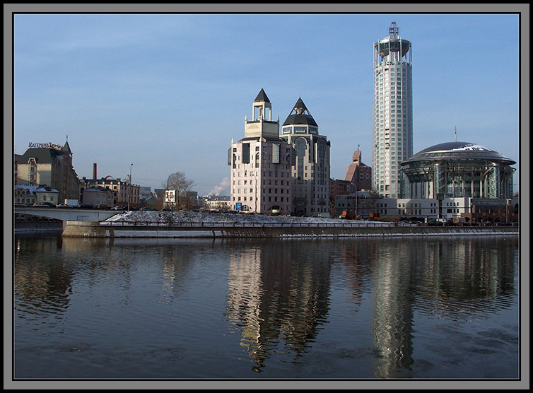 photo "Moscow as Vertical" tags: architecture, landscape, 