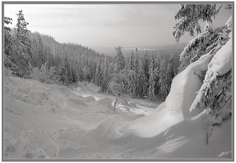 photo "On a stone placer I" tags: landscape, mountains, winter