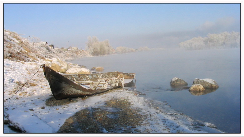 photo "Enisey, Winter, boat" tags: misc., 