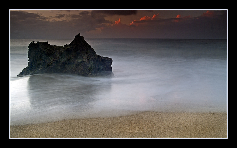 photo "Loneliness" tags: landscape, sunset, water