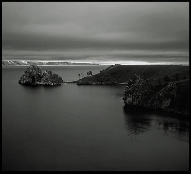 фото "Скала Шаманка утром." метки: черно-белые, пейзаж, закат
