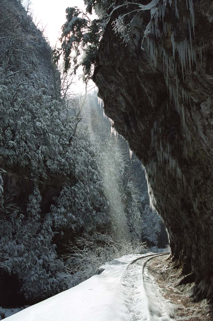 photo "Guamskoe gorge 2" tags: misc., landscape, mountains