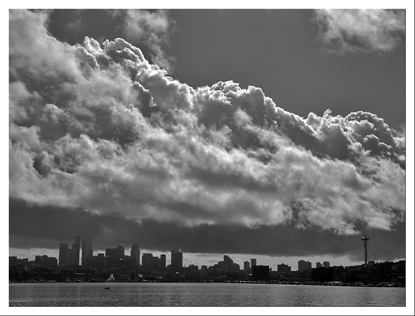 photo "Heavy Skies" tags: architecture, landscape, clouds