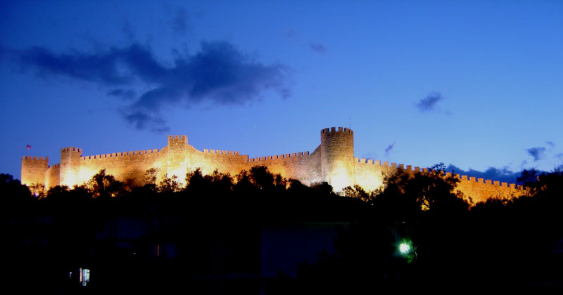 photo "Wall" tags: landscape, architecture, night