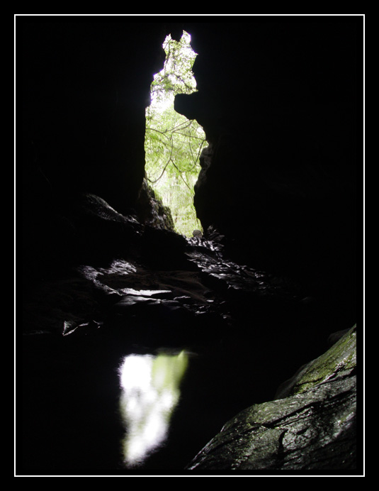 photo "Cave" tags: landscape, travel, South America, mountains