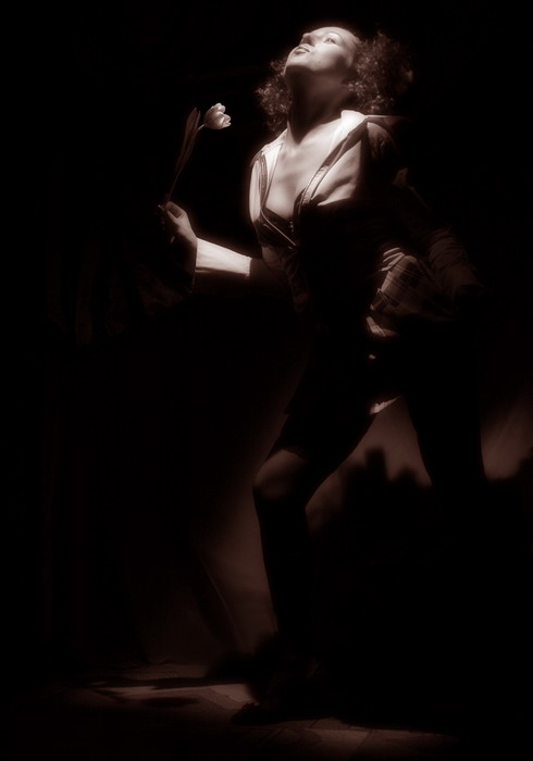 photo "Limelight" tags: portrait, genre, woman