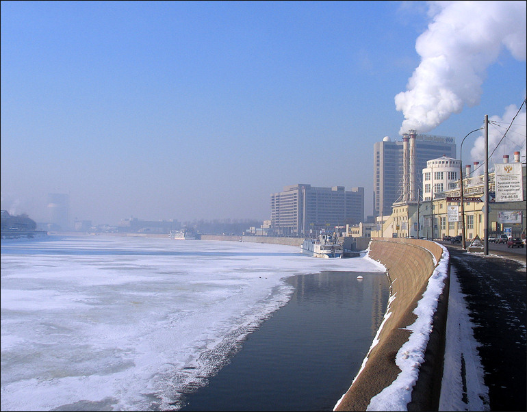 photo "Frosty morning. Smokes." tags: architecture, landscape, winter