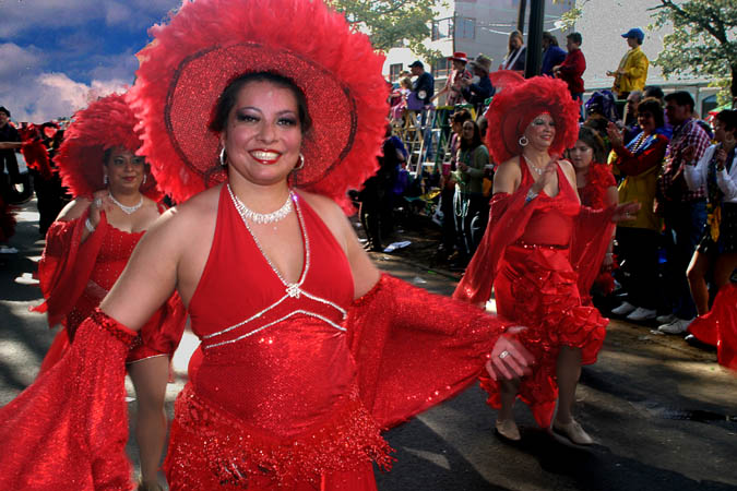 photo "Samba Dancers, Mardi Gras" tags: reporting, 