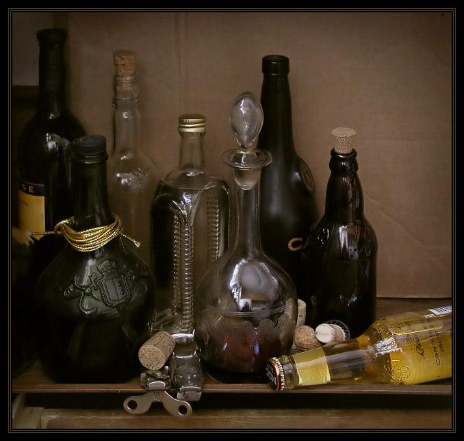 photo "Still-life with bottles" tags: still life, 