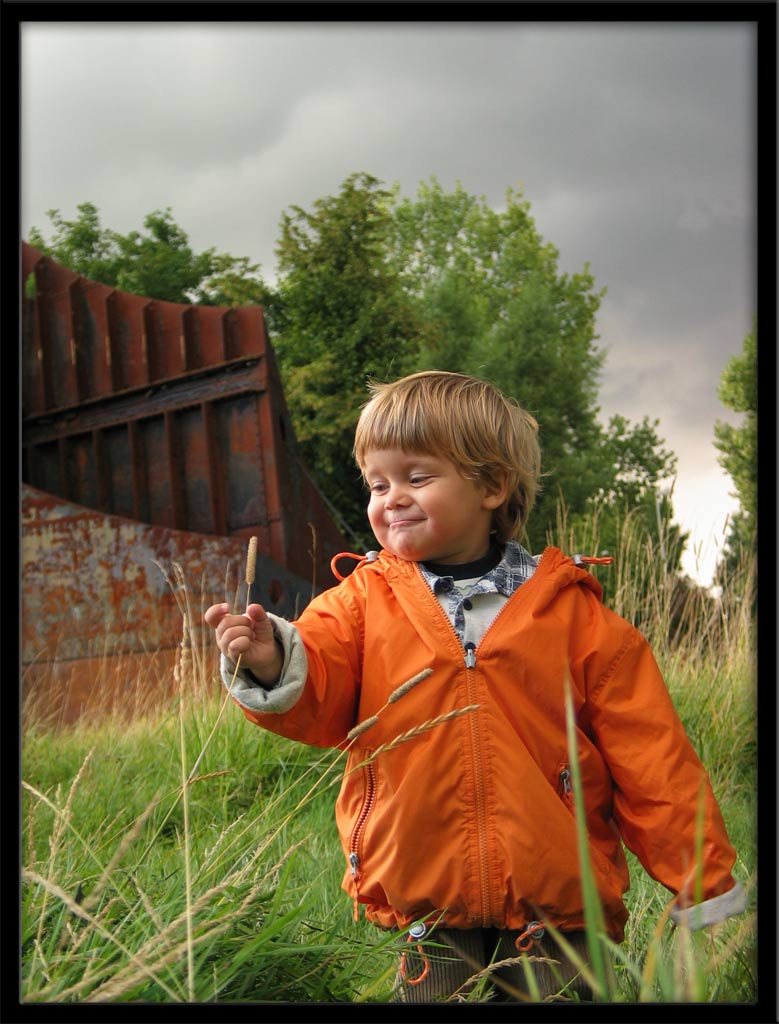 photo "In grass" tags: portrait, children