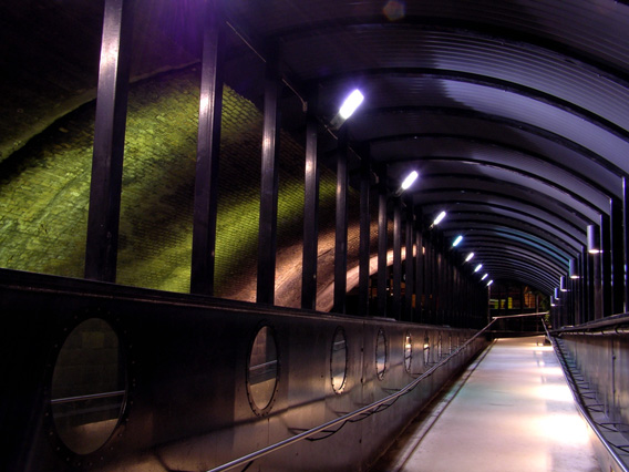 photo "Geometry" tags: architecture, landscape, 