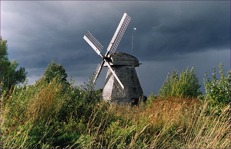 photo "Waiting the storm" tags: travel, landscape, Europe, autumn