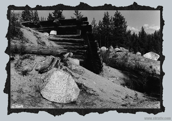 photo "The derelict mine" tags: black&white, genre, 