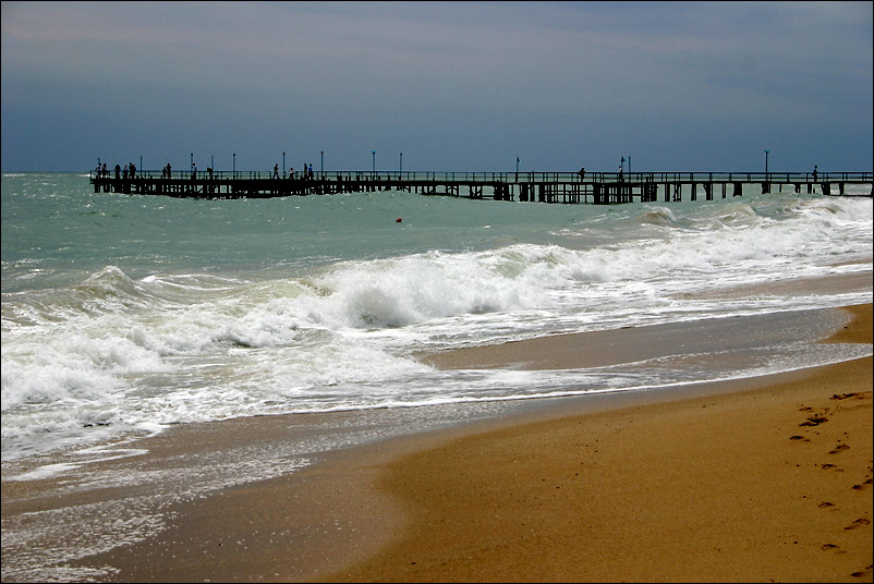 photo "The Pier" tags: landscape, water