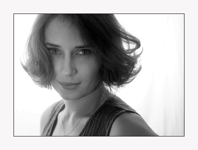 photo "**" tags: portrait, woman