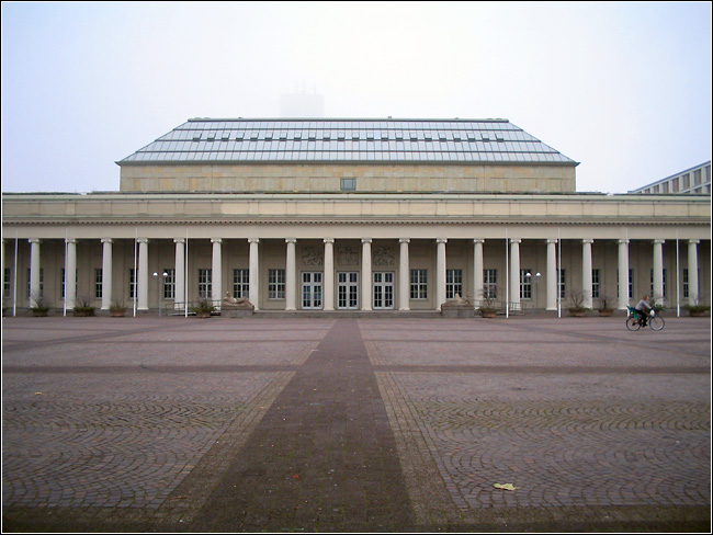 photo "Kongresshalle" tags: architecture, landscape, 