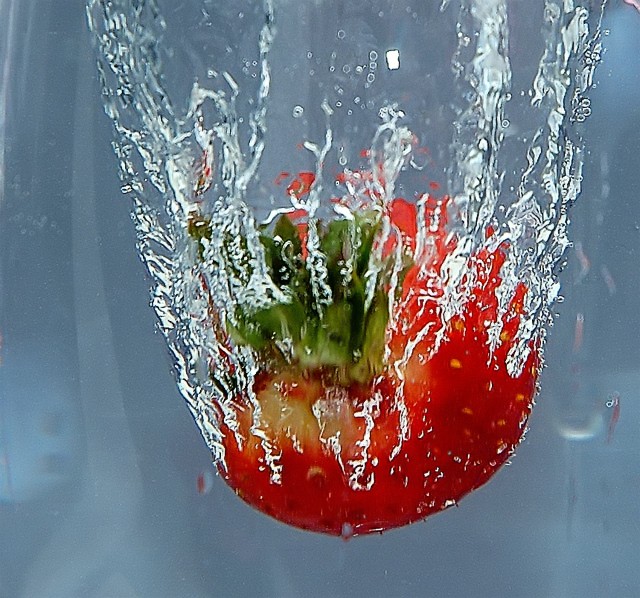 photo "Strawberry" tags: underwater, 