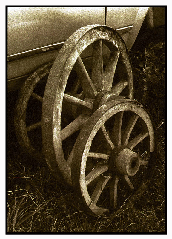 photo "wheels" tags: abstract, 