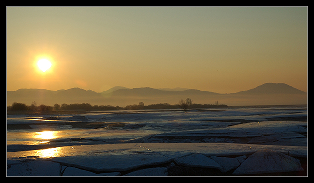 photo "The lake" tags: landscape, water, winter