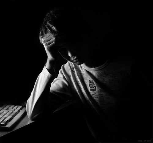 photo "Lonely night" tags: black&white, portrait, man