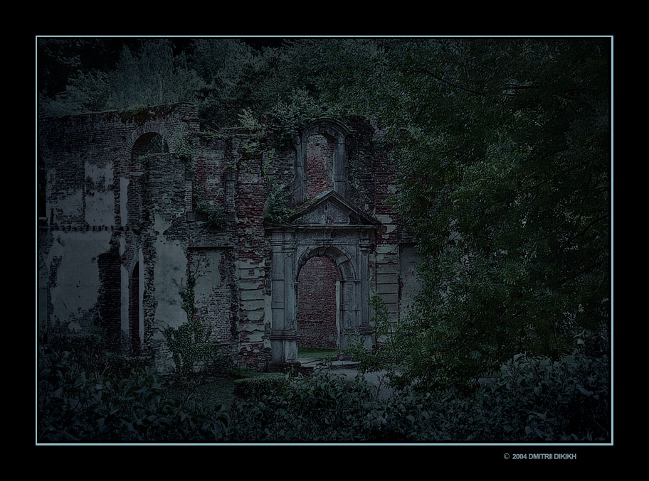 photo "Ruins of old abbey" tags: travel, architecture, landscape, Europe
