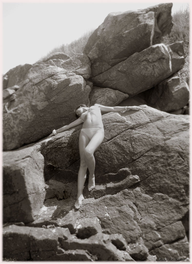 photo "Having nestled on hot stones" tags: nude, black&white, 