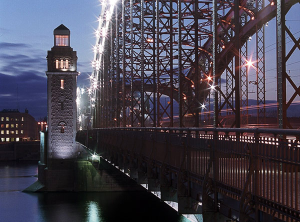 photo "The night bridge" tags: architecture, landscape, night