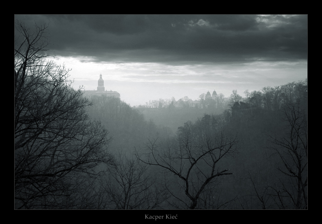 photo "castle Ksiaz" tags: landscape, forest, mountains