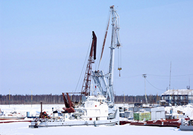 photo "In expectation of navigations." tags: technics, landscape, winter