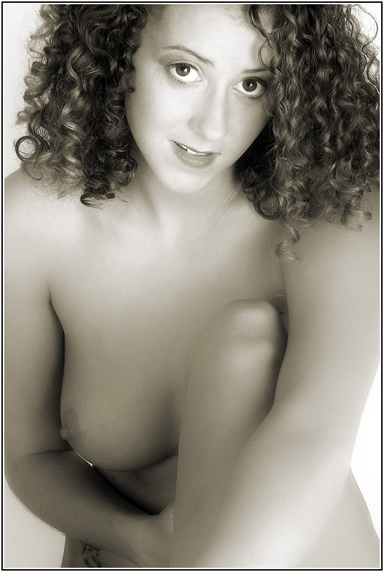 photo "0408292882_05" tags: nude, portrait, woman