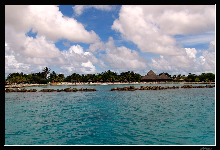 photo "Private Beach" tags: landscape, travel, South America, summer