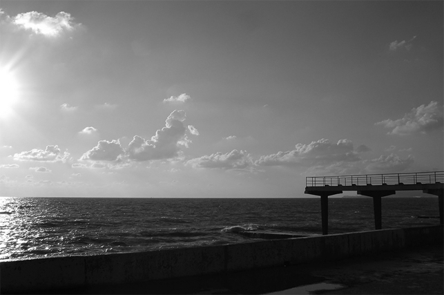 photo "The evening sea" tags: landscape, black&white, water