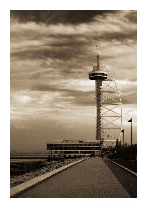 photo ""Vasco da Gama" tower" tags: architecture, landscape, 