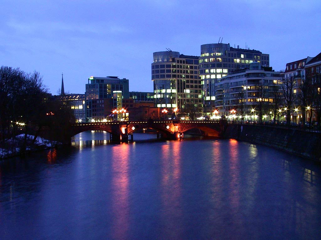 photo "Berlin Spree" tags: architecture, travel, landscape, Europe