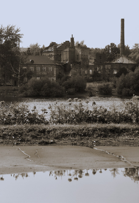 photo "After a rain" tags: architecture, landscape, 