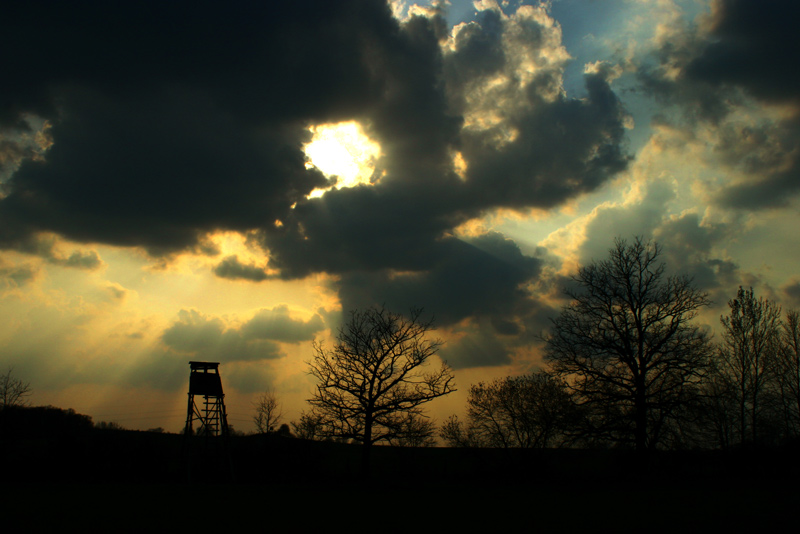 photo "somewhere on a boundary" tags: landscape, clouds