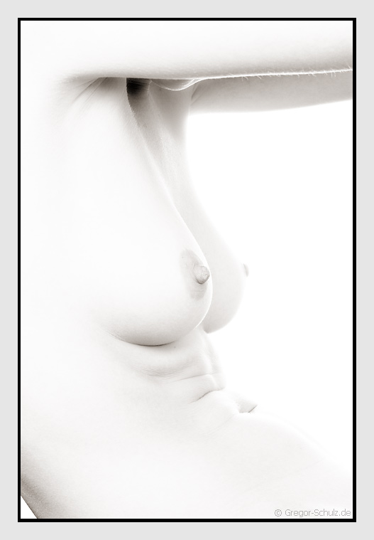 photo "_b_r_e_e_z_y_" tags: nude, 