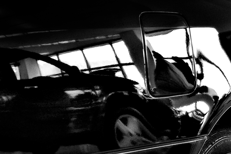 photo "auto show" tags: black&white, misc., 