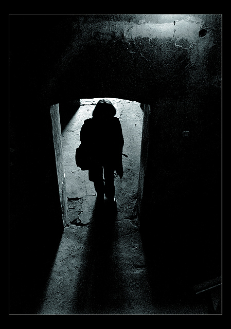 photo "Alone in the darkness" tags: black&white, portrait, woman