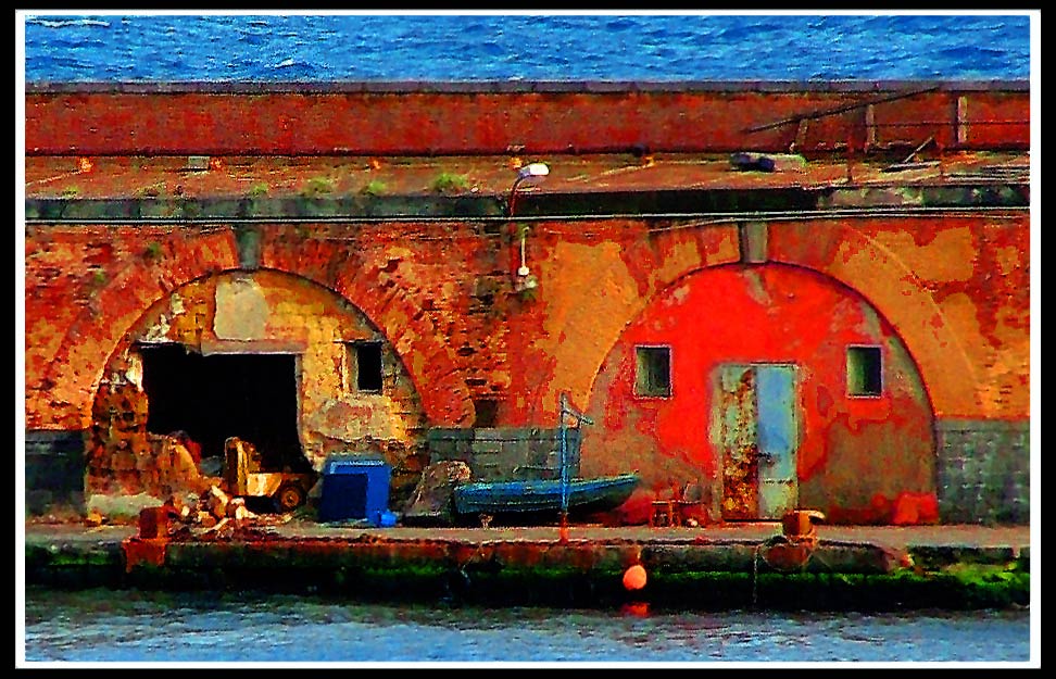 фото "Naples Garage" метки: путешествия, архитектура, пейзаж, Европа