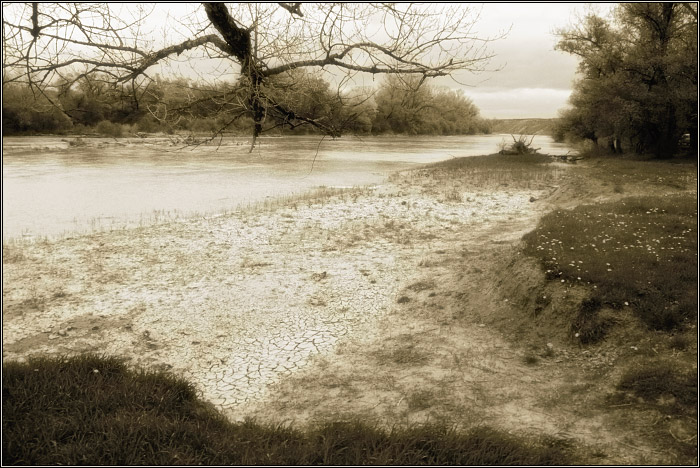 photo "Kuban` river" tags: black&white, landscape, water