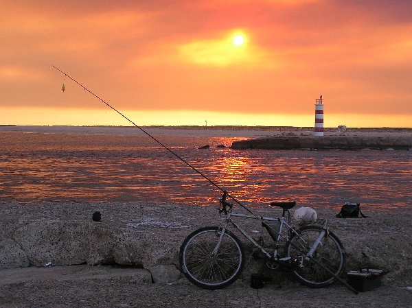 photo "Fishing" tags: travel, Europe