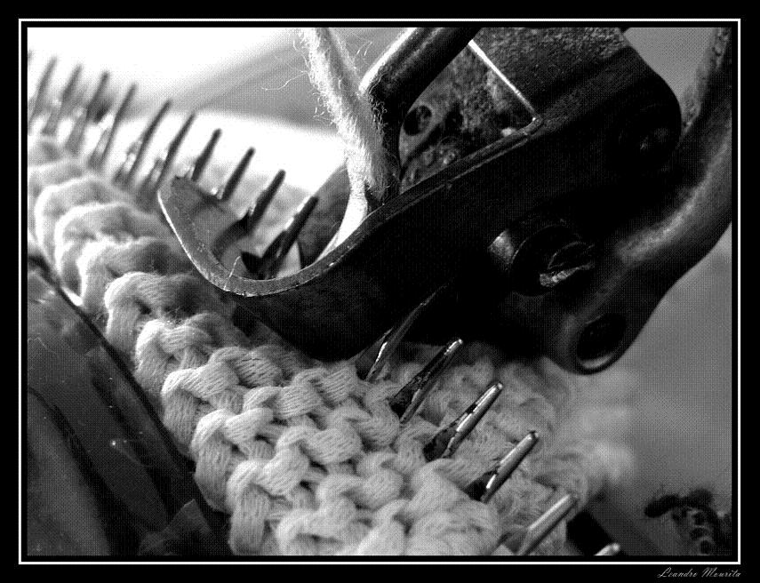 photo "Textile Work" tags: macro and close-up, black&white, 