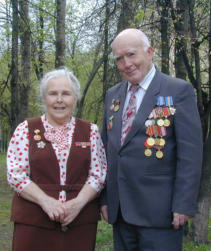 фото "60-летие Победы. Брат и сестра." метки: портрет, 