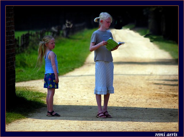 photo "look hier" tags: portrait, landscape, children