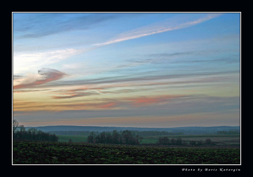 photo "Sweep of fields" tags: landscape, clouds, spring